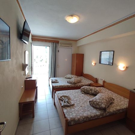 Villa Cosmos Inn โอลิมเปียกี อักติ ภายนอก รูปภาพ